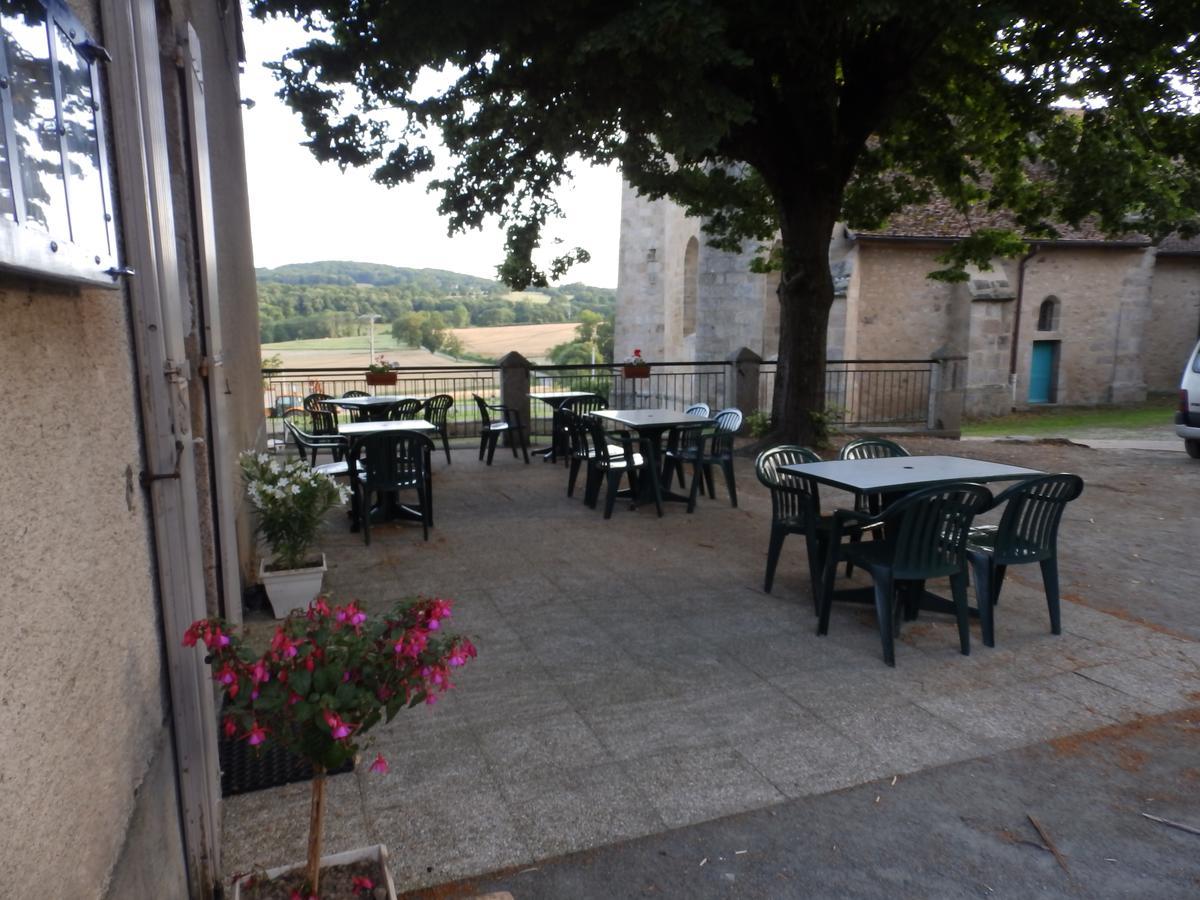 La Fontaine Aux Loups Hotel Saint-Sulpice-le-Dunois Exterior photo